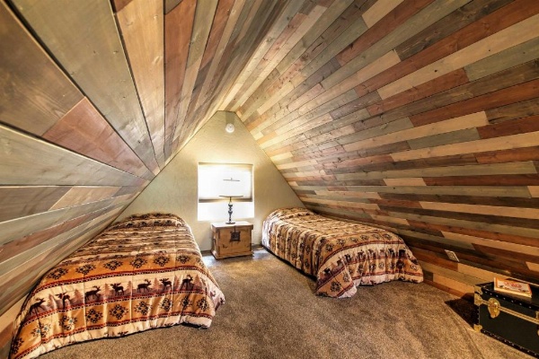 Hillside Cripple Creek Cabin with Hot Tub, Mtn Views! image 10